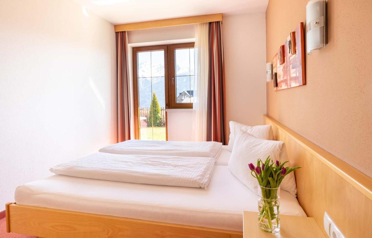 Alpenstern Apartment *