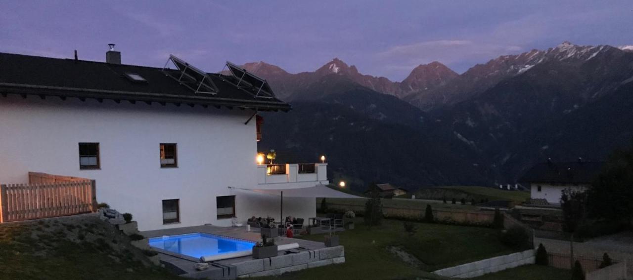 Alpenstern Apartment *